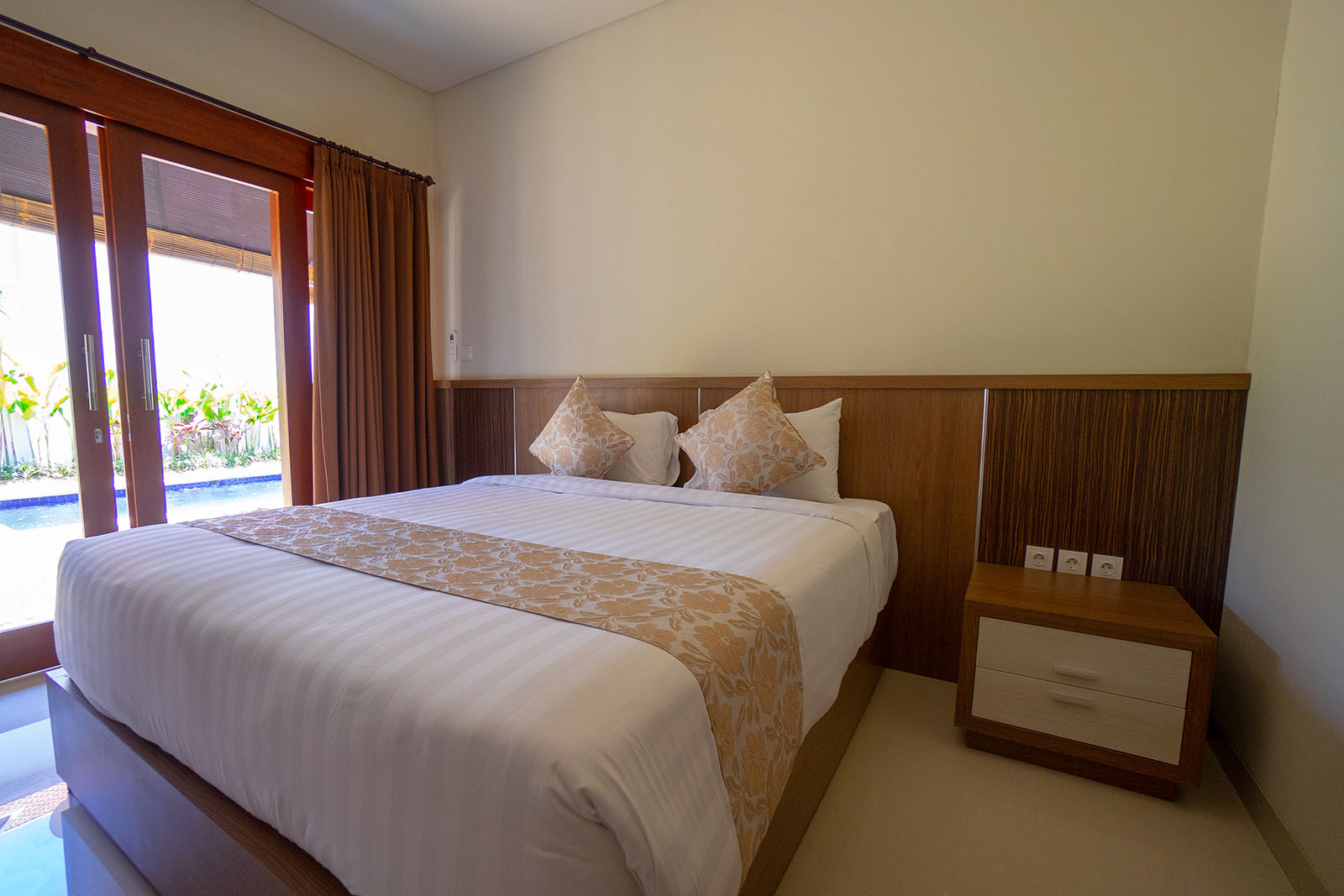 Five Bedroom Estate Villa